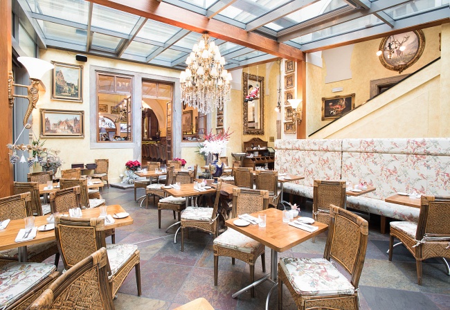 Atrium restaurace Deer