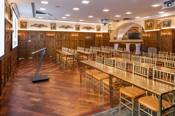 Terasa U Prince, firemní akce, uspořádání stolů