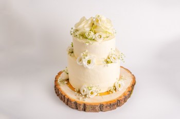 svatebni-dort-ruze-praha